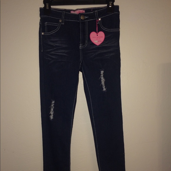 BRAND NEW!! Ripped skinny jeans! - Picture 1 of 4